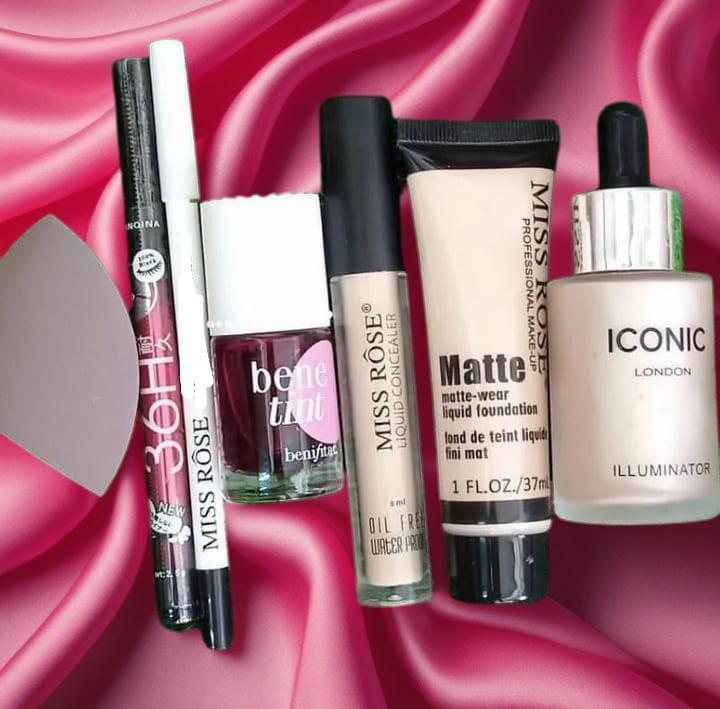 ✨ 7-in-1 Makeup Deal – All Your Essentials in One Glam Pack!