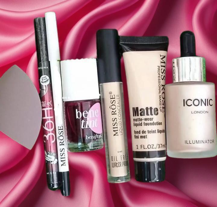 ✨ 7-in-1 Makeup Deal – All Your Essentials in One Glam Pack!